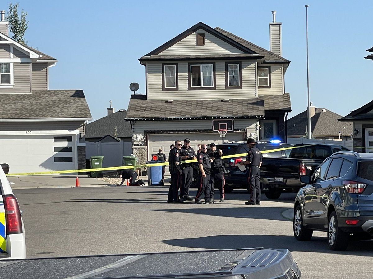 Calgary Police are on scene on Everwoods Court SW for reports of a shooting. Two people were transported by EMS. More to come