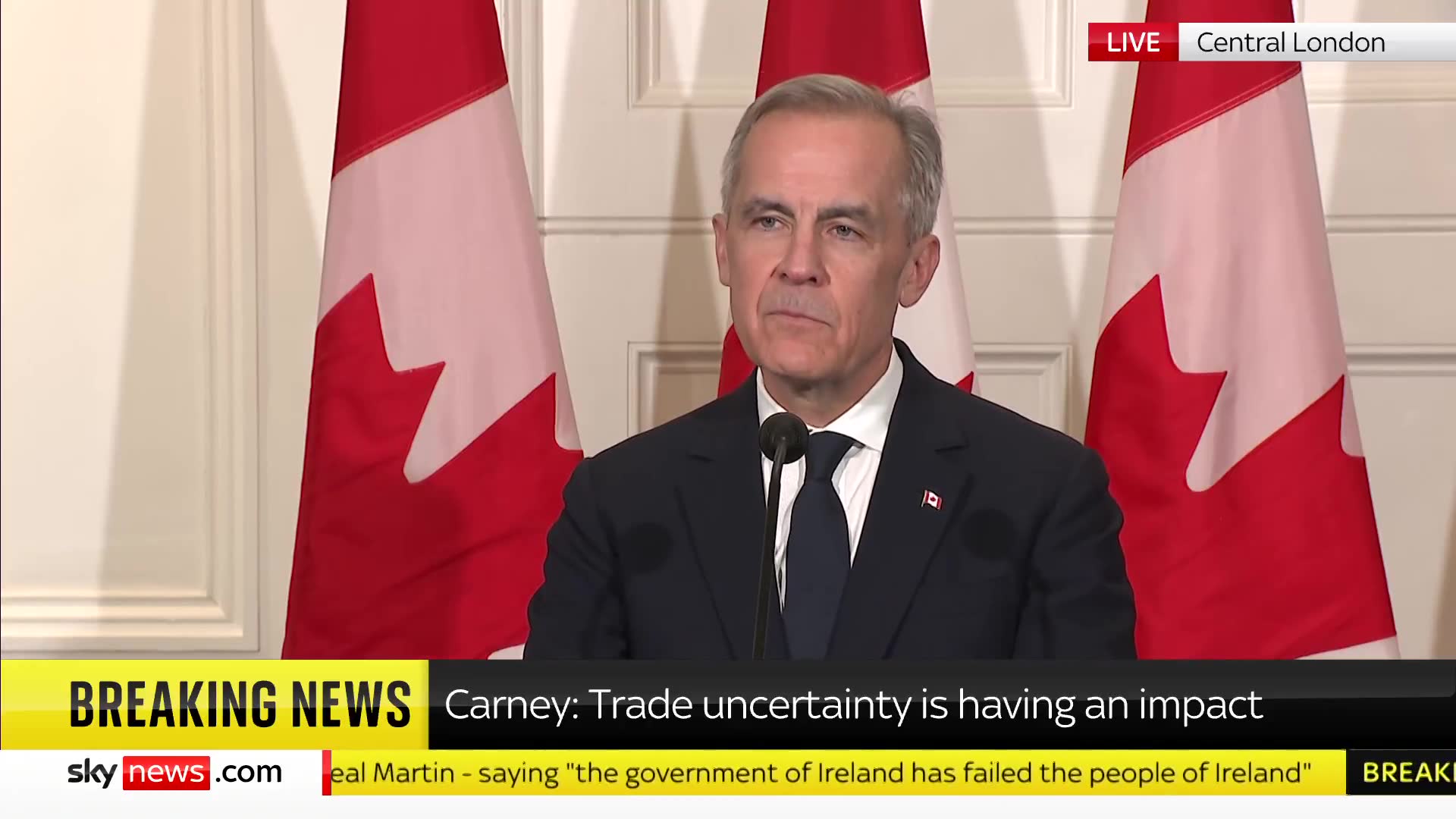 Kanadas Premierminister Mark Carney fordert Trumps Äußerungen, Kanada werde der 51. US-Bundesstaat, sollten aufhören, bevor beide Länder ihre Partnerschaft besprechen könnten. „Wir können für uns selbst einstehen. Wir sind Kanada. Wir brauchen keine Hilfe von anderen.